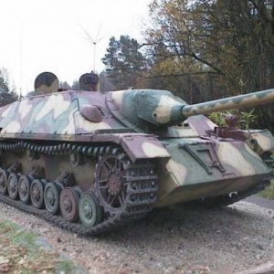 Maquetas hechas - jagdpanzer-4 Vista lateral frontal2