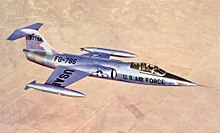 Maquetas Hechas - Lockheed F-104 Starfighter Vista frontal-lateral