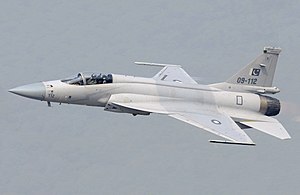 Maquetas Hechas - JF-17 Thunder / FC-1 Fierce Dragon Vista frontal-lateral