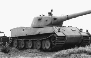 Maquetas Hechas- Panzer VII Löwe  Vista frontal-lateral