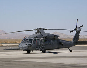 Maquetas hechas - MH-60 Black Hawk Vista lateral
