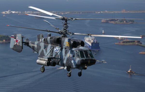 Maquetas hechas - Kamov Ka-29 Helix-B Vista frontal