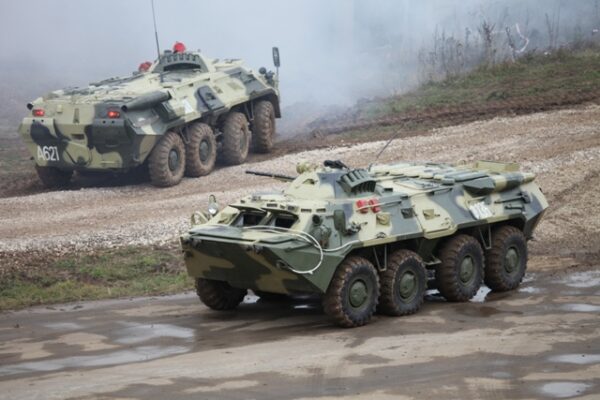 Maquetas hechas - BTR-80 Vista frontal-lateral