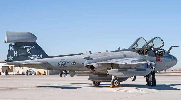 Maquetas hechas - EA-6B Prowler Vista trasera