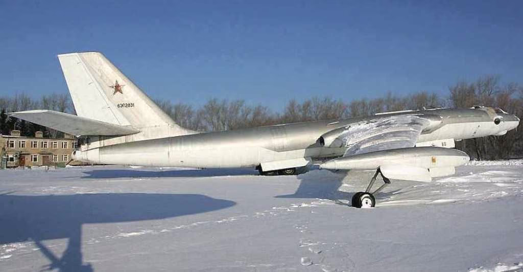 Maquetas Hechas - Myasishchev M-4 Bison Vista superior